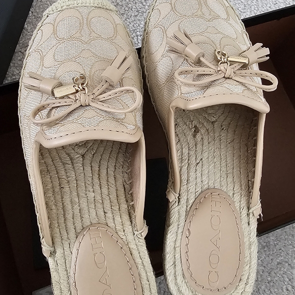 Preloved Coach Espadrille - Picture 3 of 4